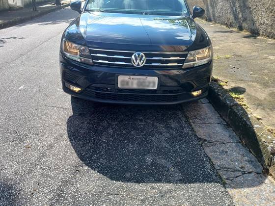 VOLKSWAGEN TIGUAN 1.4 250 TSI TOTAL FLEX ALLSPACE TIPTRONIC VOLKSWAGEN TIGUAN 1.4 250 TSI TOTAL FLEX ALLSPACE TIPTRONIC